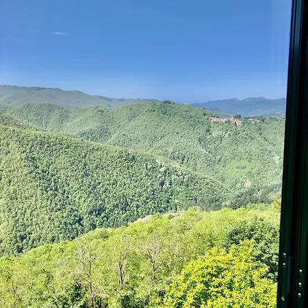 Holidays Crasciana, Con Terrazza Vista Sulle Alpi Apuane. 펜션 Crasciana