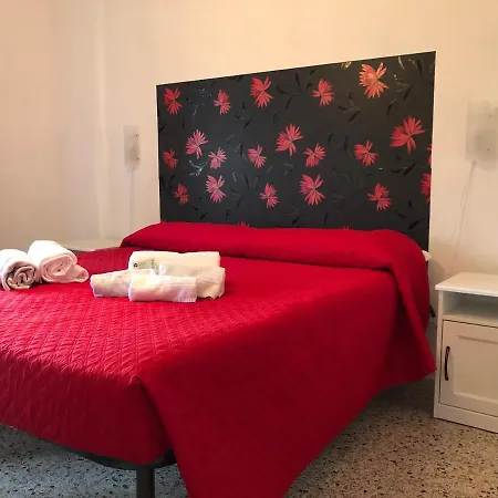 Holiday home Holidays Crasciana, Con Terrazza Vista Sulle Alpi Apuane. Crasciana