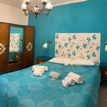 Holiday home Holidays Crasciana, Con Terrazza Vista Sulle Alpi Apuane. Crasciana