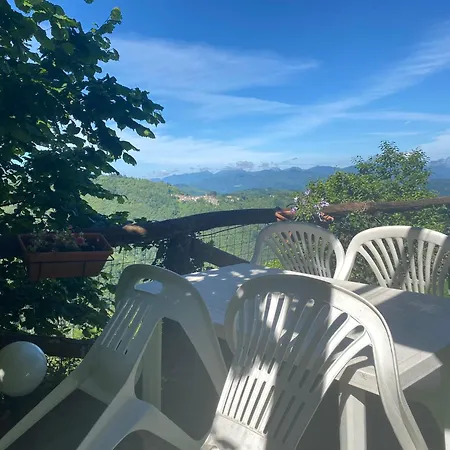 Holidays Crasciana, Con Terrazza Vista Sulle Alpi Apuane. Crasciana