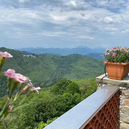Holidays Crasciana, Con Terrazza Vista Sulle Alpi Apuane. * Crasciana